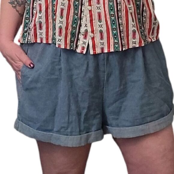 🎁 AEO High Waisted Paperbag Denim Shorts Size Large *Missing Belt - Picture 6 of 15